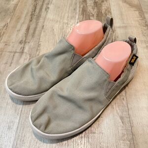 Teva Voya Slip on Loafer Men’s 11  Southwestern Walking Clay Beige Hiking Shoes